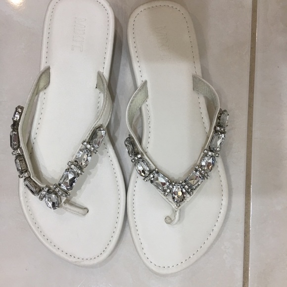Shoes - Mixit jewel flip flops size 8